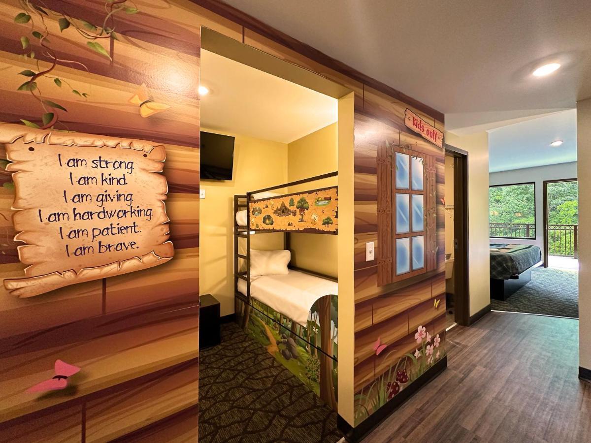 Country Cascades Waterpark 3*