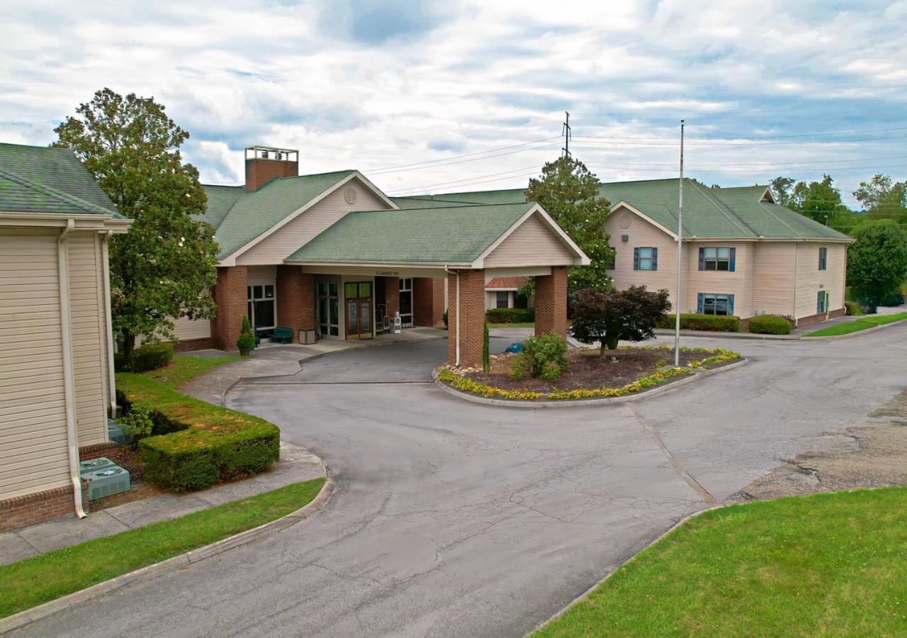 Hotel Season Pigeon Forge