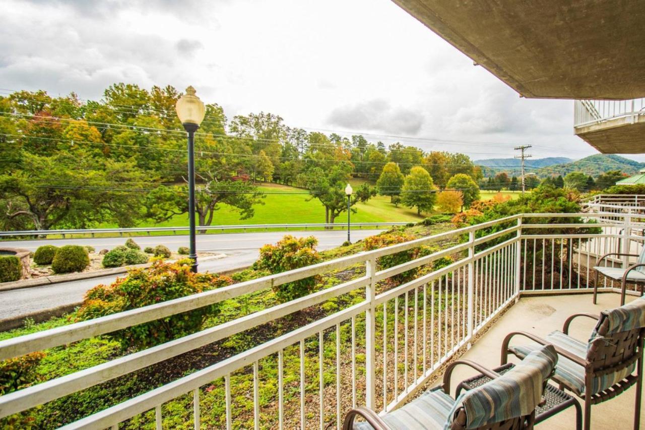 Golf Vista 112 - Golf On Dollywood Lane *