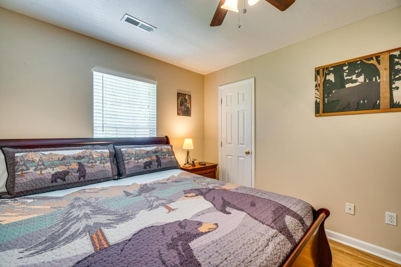With Screened Porch, 3 Mi To Town! Pigeon Forge