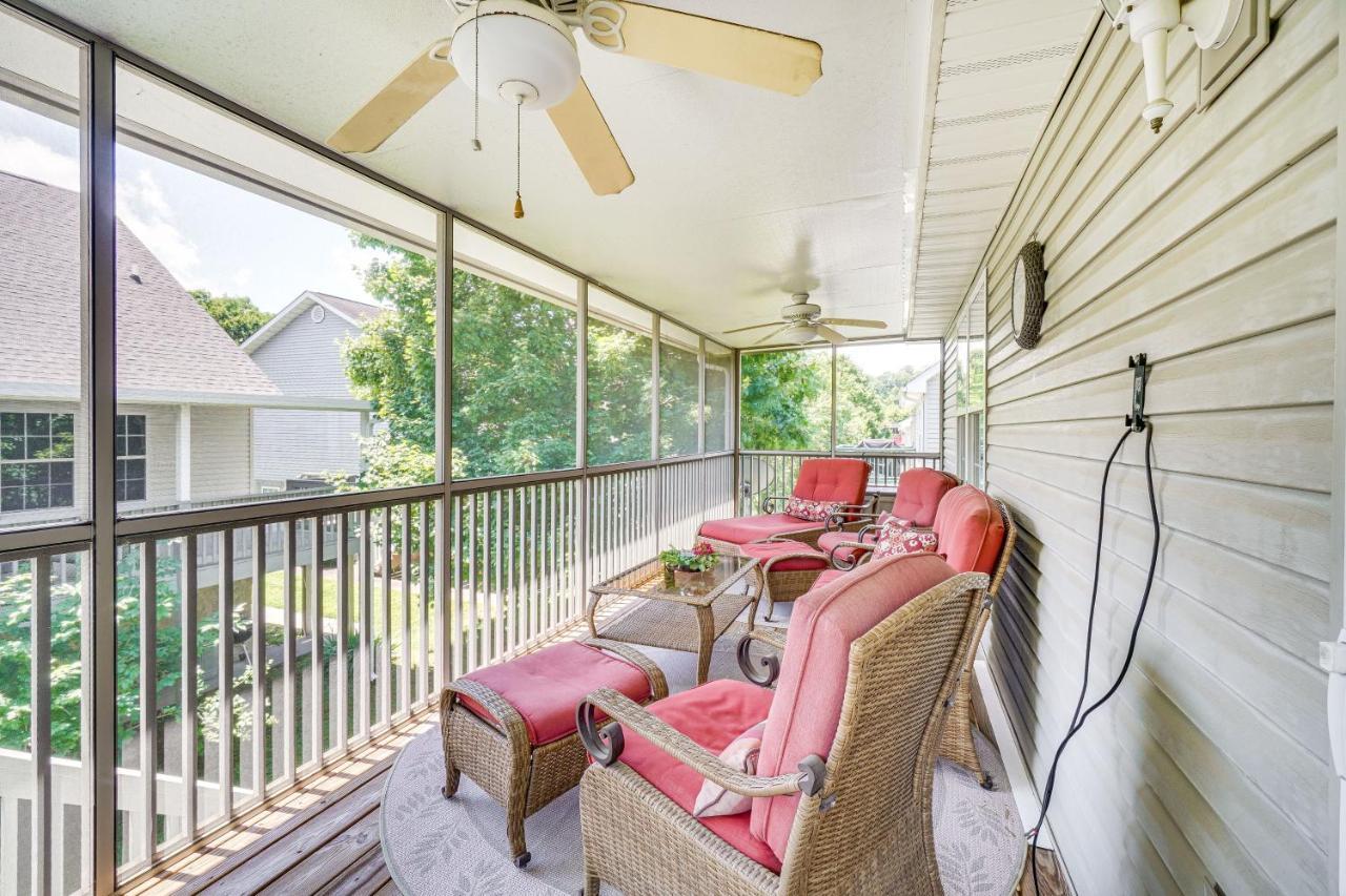 Holiday home With Screened Porch, 3 Mi To Town! *