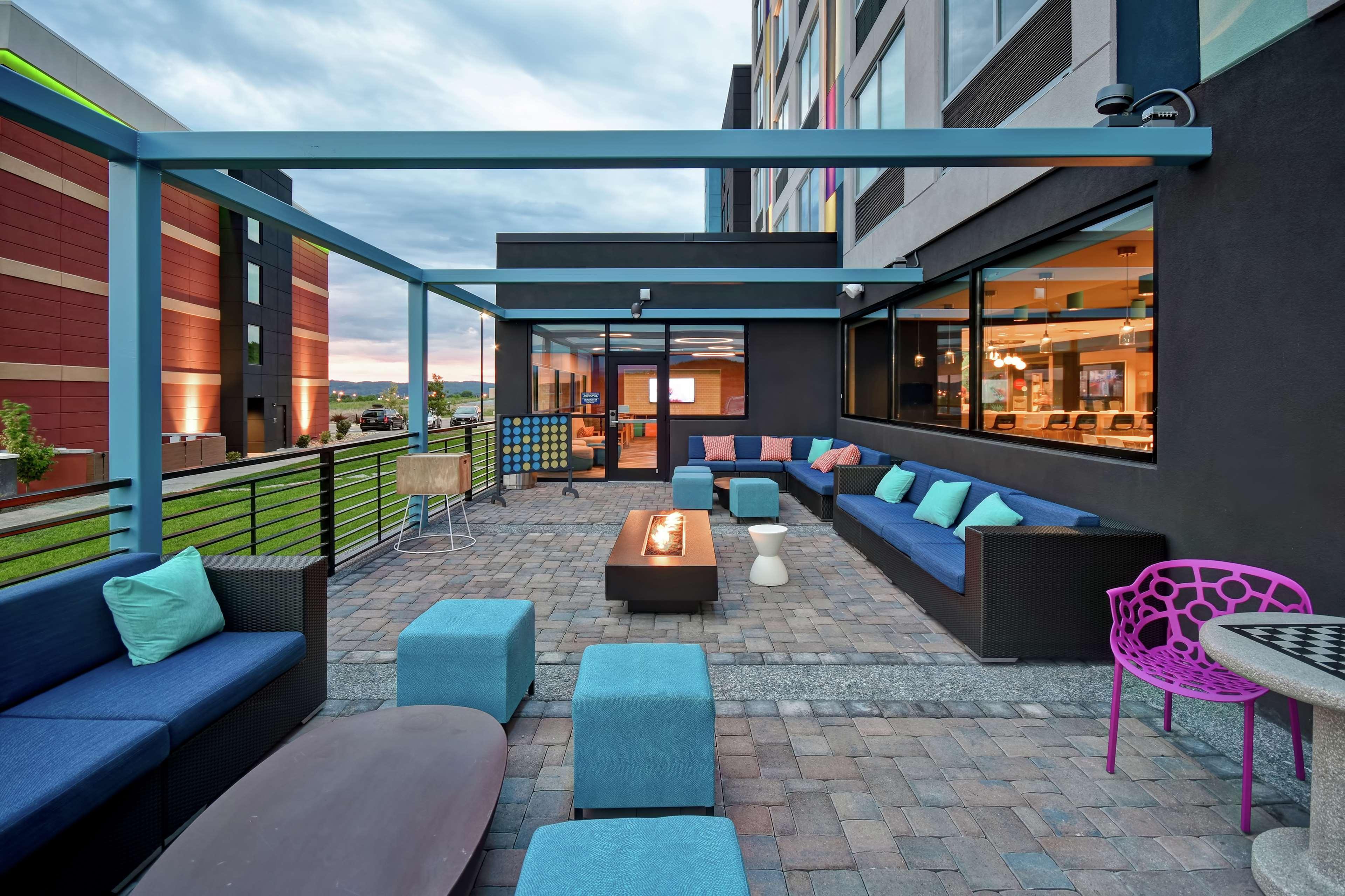 Tru By Hilton Hotel 3*