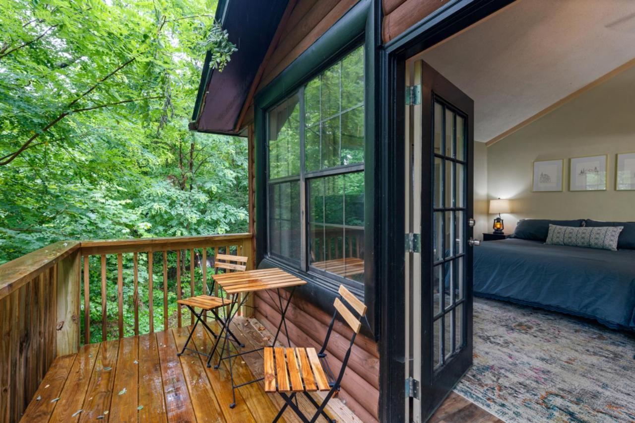 Sugar Bear With Hot Tub And Fire Pit *