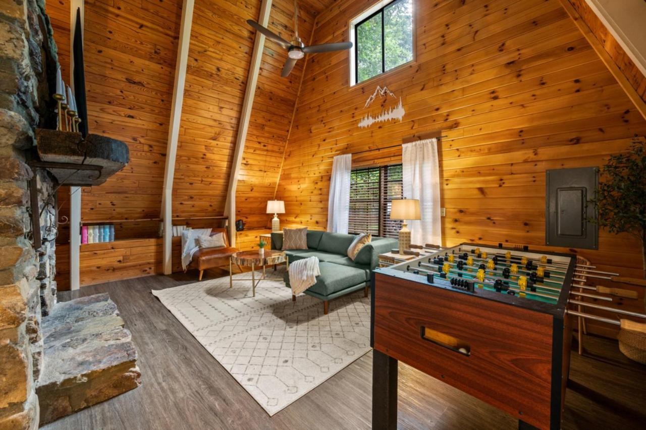 Holiday home Sugar Bear With Hot Tub And Fire Pit