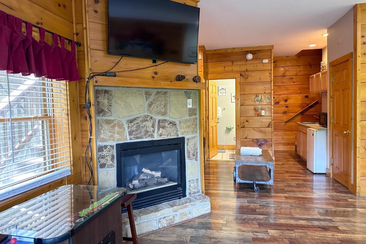 Reindeer Hideaway Pigeon Forge