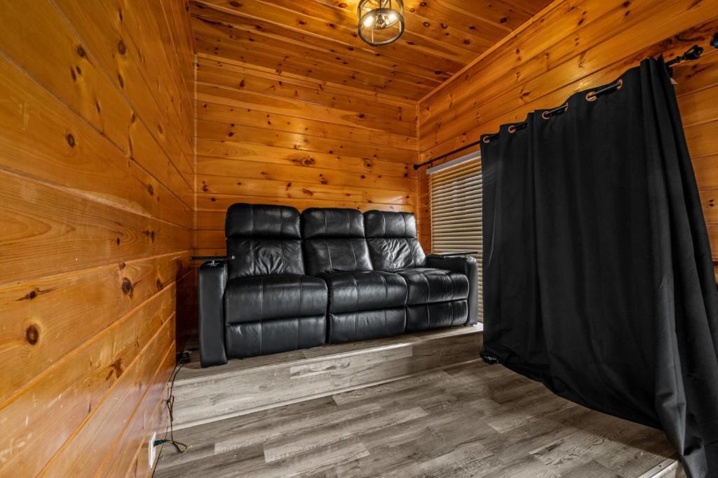 Holiday home Million Dollar View - Games Table & Movie Theater! *