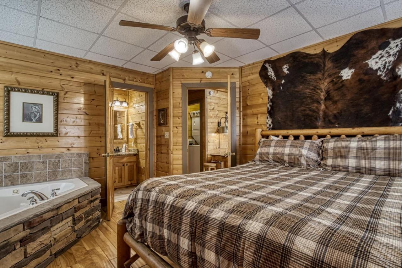 Ern858 - Eagles On High - Great Location! Close To The Action! Holiday home Pigeon Forge