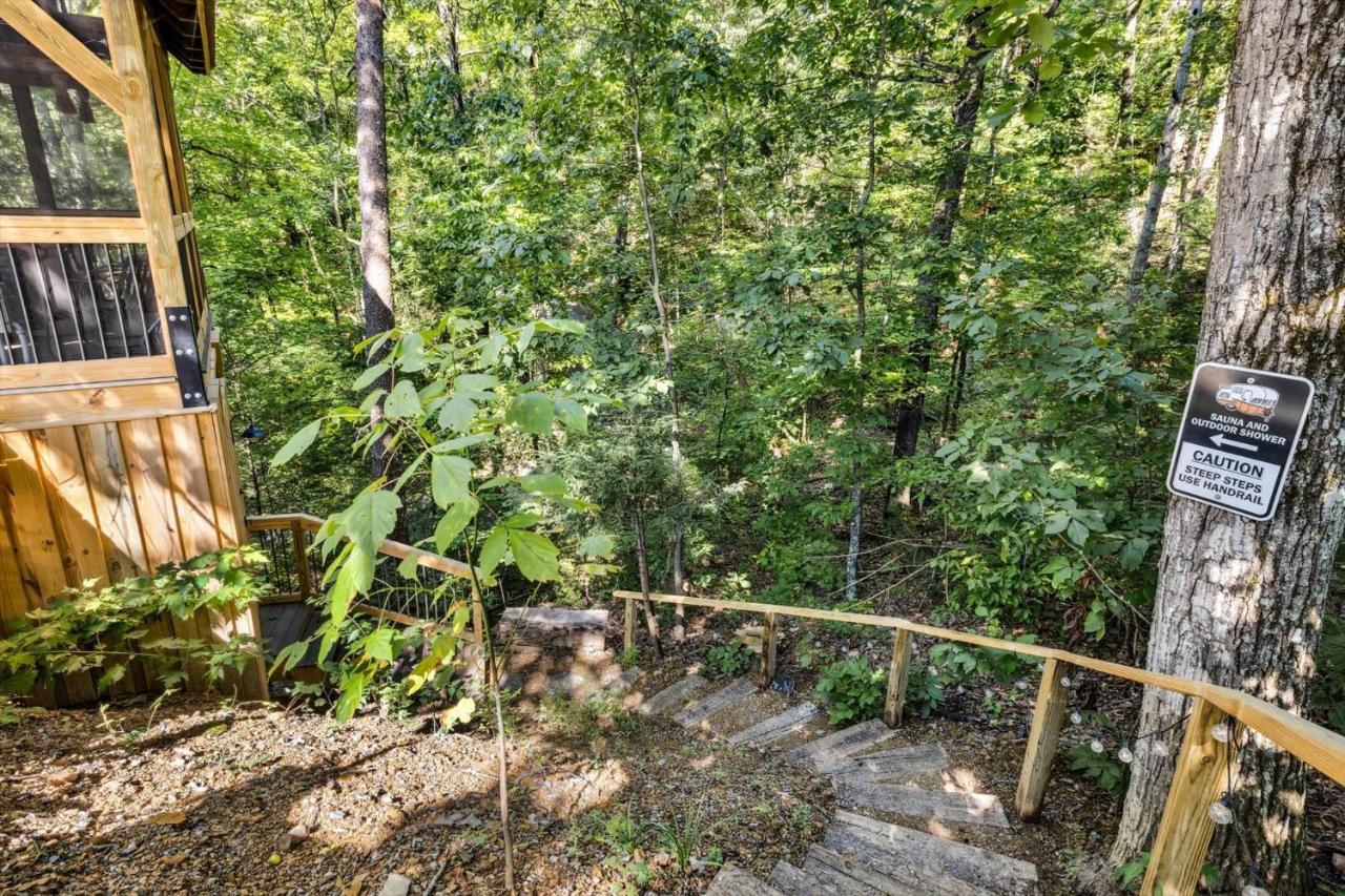 Shasta Mountain Escape * Pigeon Forge