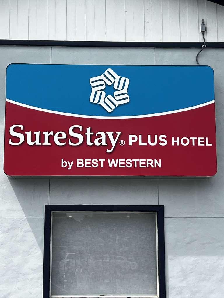 Surestay By Western Hotel *