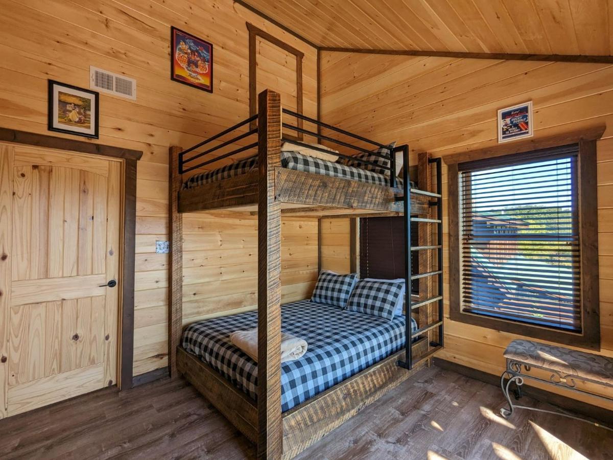 Holiday home Ern862 - Meme's Hunt'n Camp Pigeon Forge
