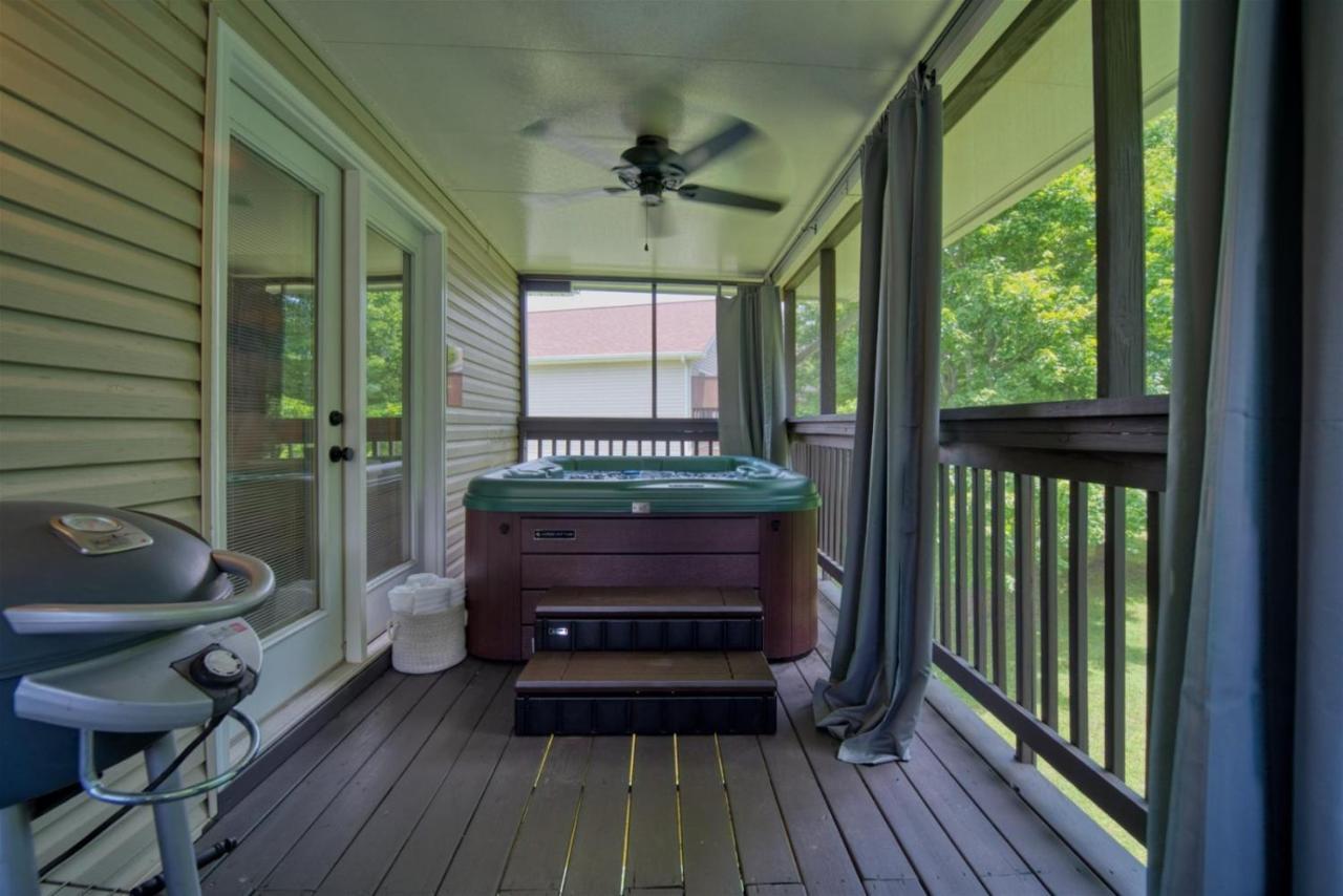 River Access W Rafts For Tubing- Hot Tub-ev Outlet- Near Attractions Holiday home