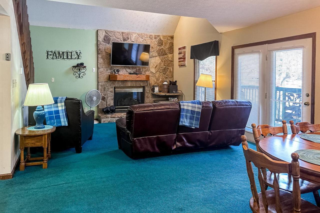 Big Bear Hug Cabin Holiday home *