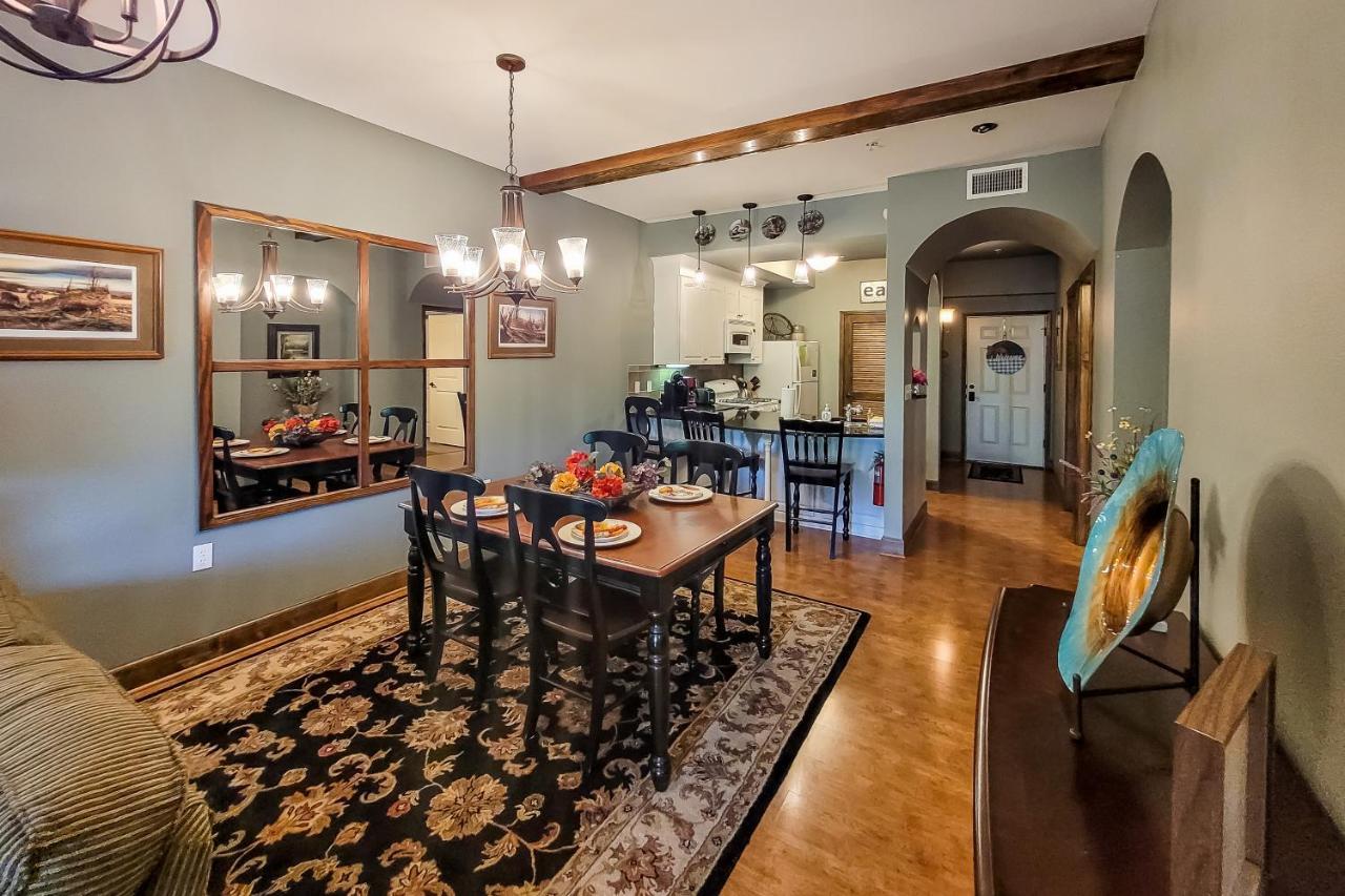 River Place 527