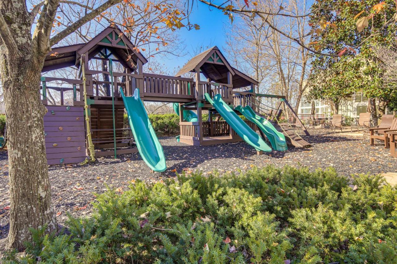Elegant With Golf Course View! *