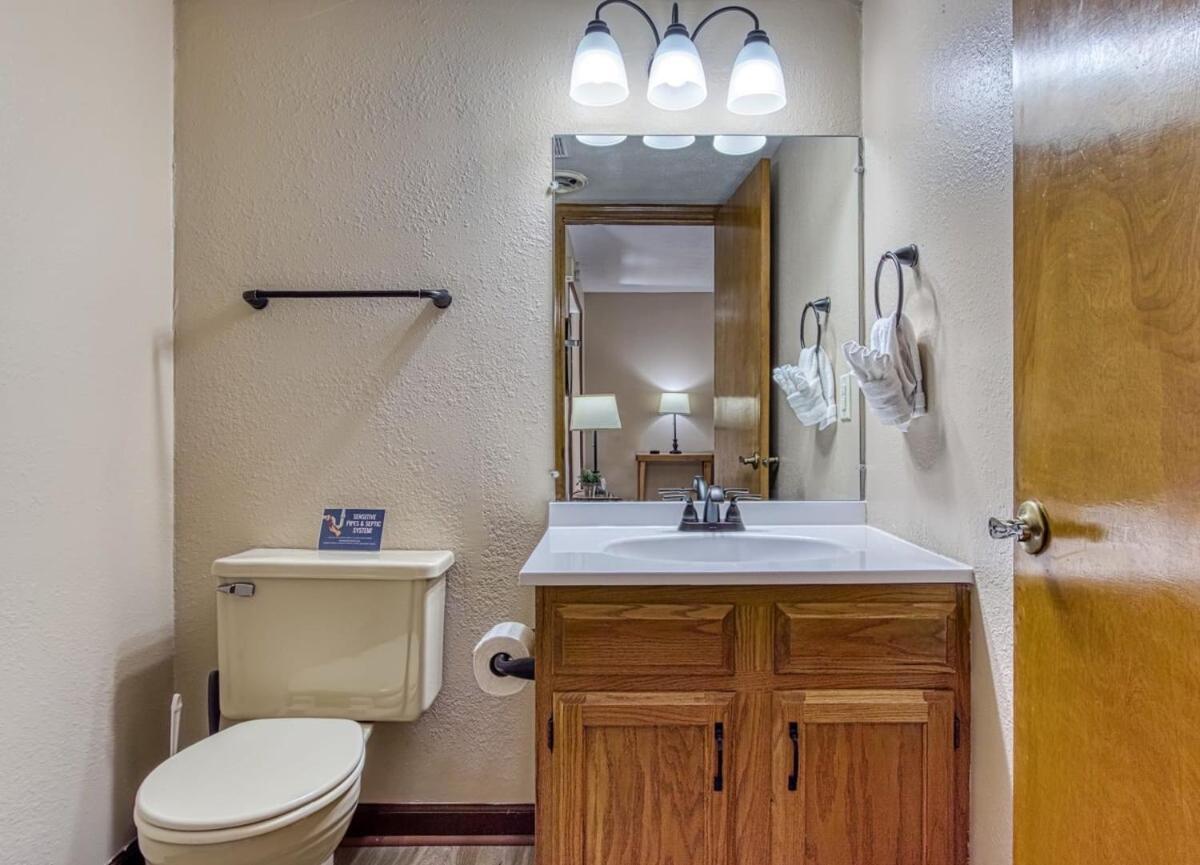 Holiday home Pinecrest Townhomes-1king-2queen Unit-updated Pigeon Forge