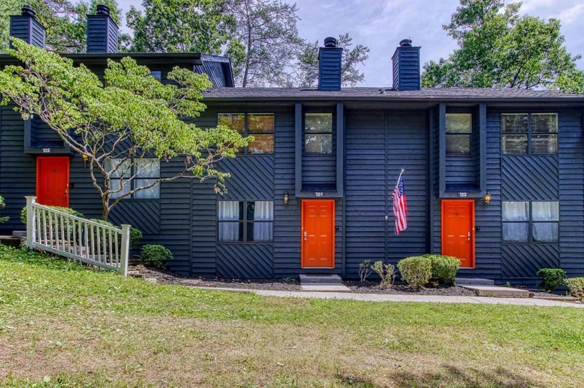 Pinecrest Townhomes-1king-2queen Unit-updated Holiday home Pigeon Forge