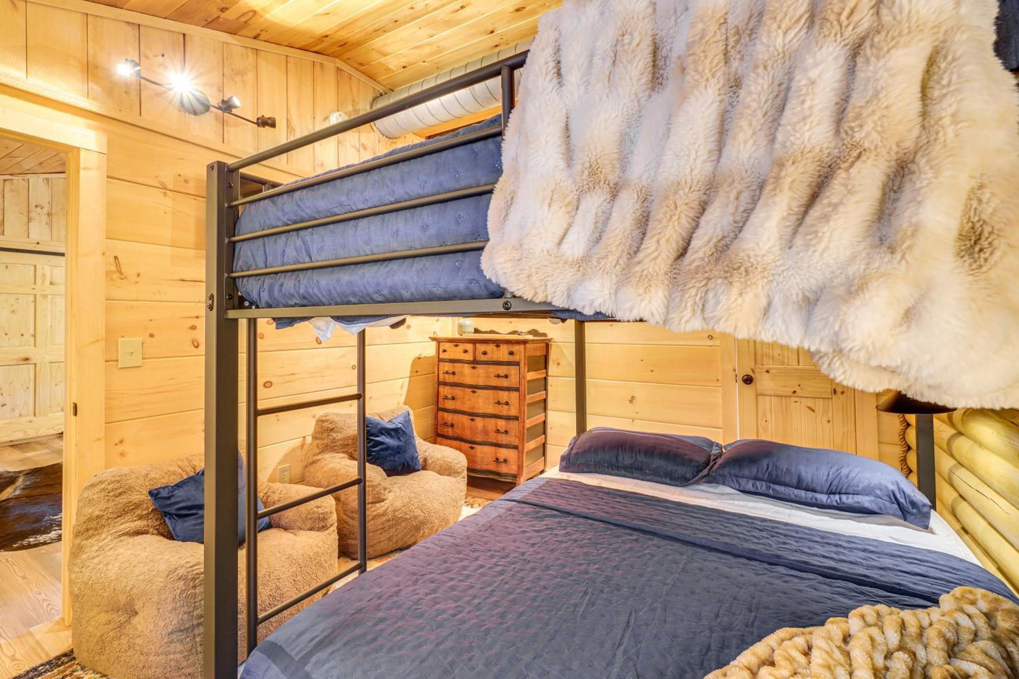 Cozy Sevierville Cabin With Hot Tub And Game Room! Pigeon Forge