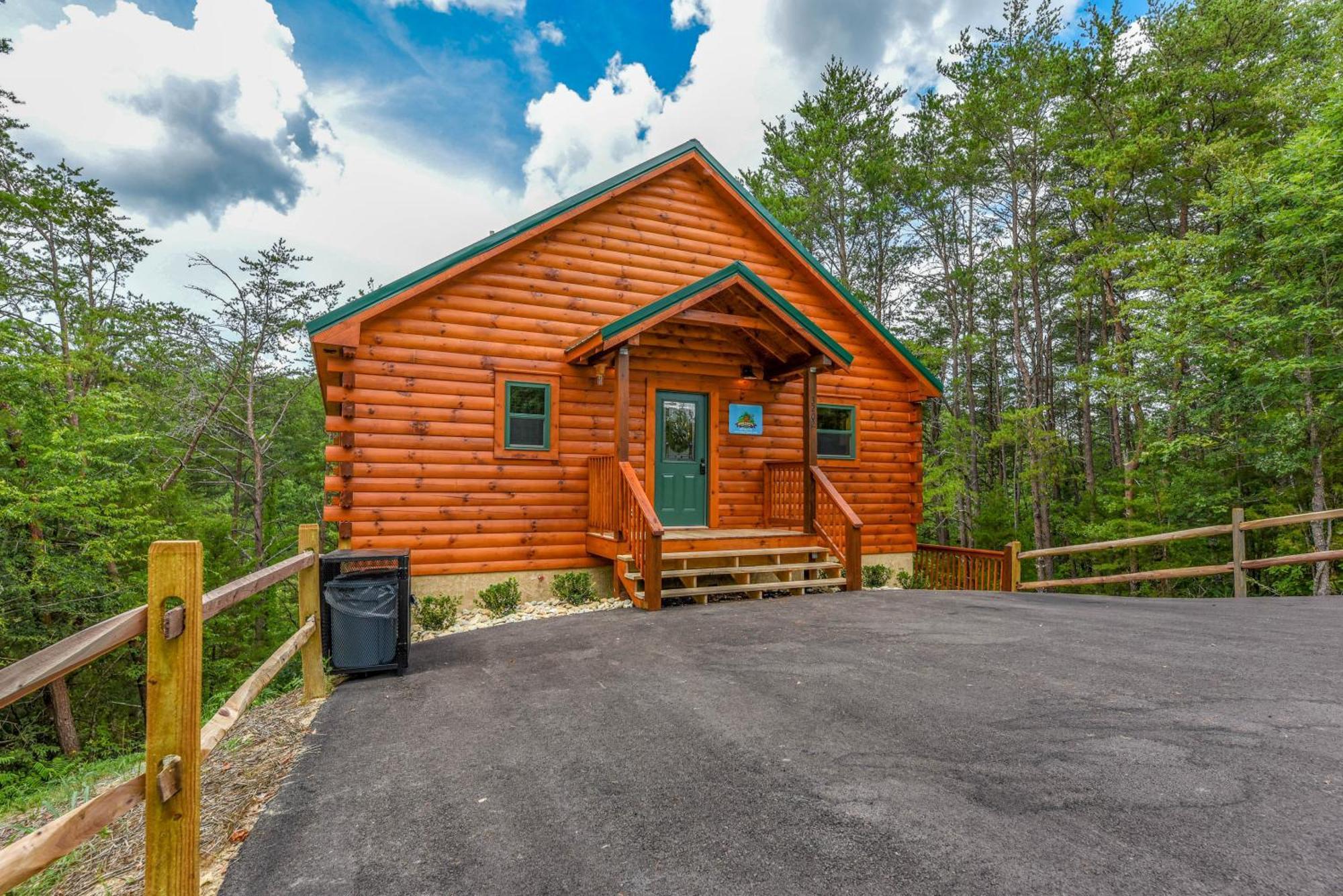 Crazy Like A Fox Holiday home Pigeon Forge