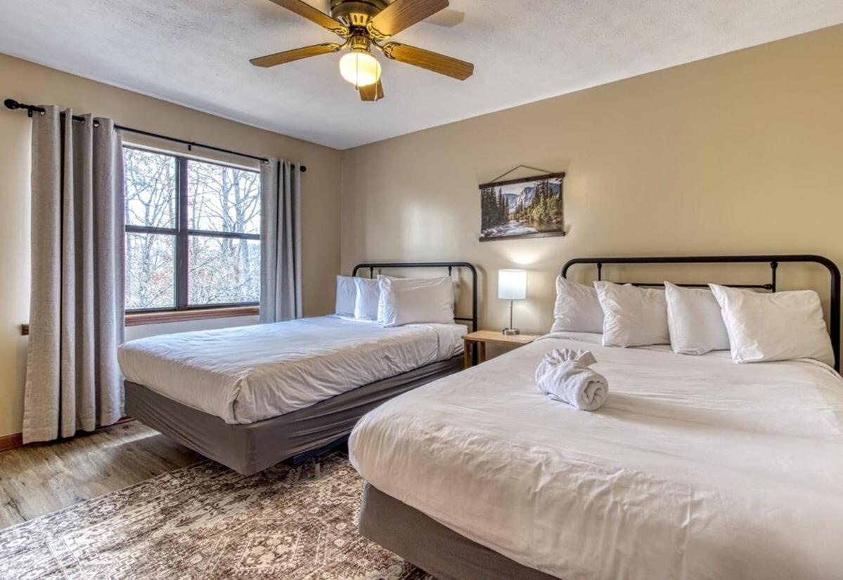 Pinecrest 1k 2q Next To Dollywood Holiday home Pigeon Forge