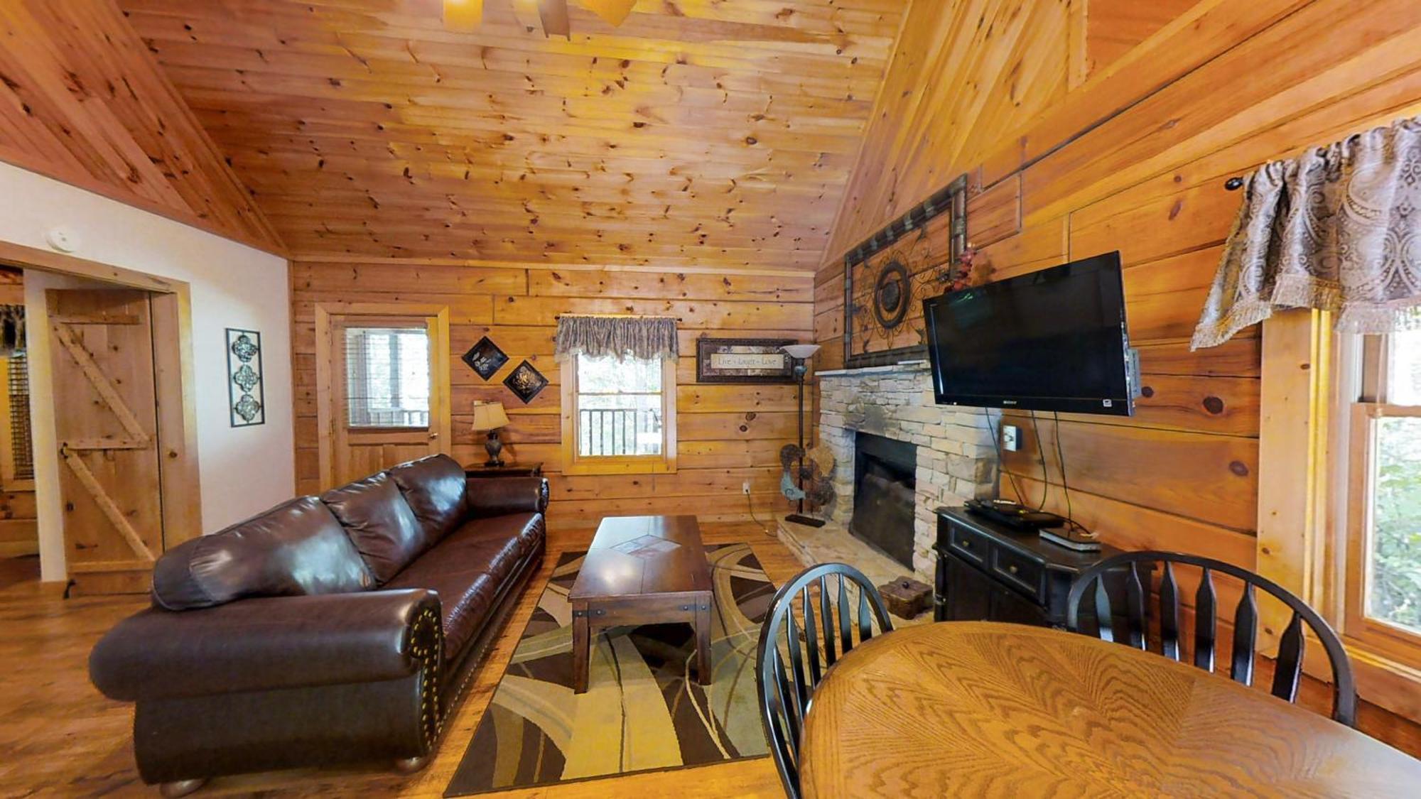Cabin Fever Holiday home *