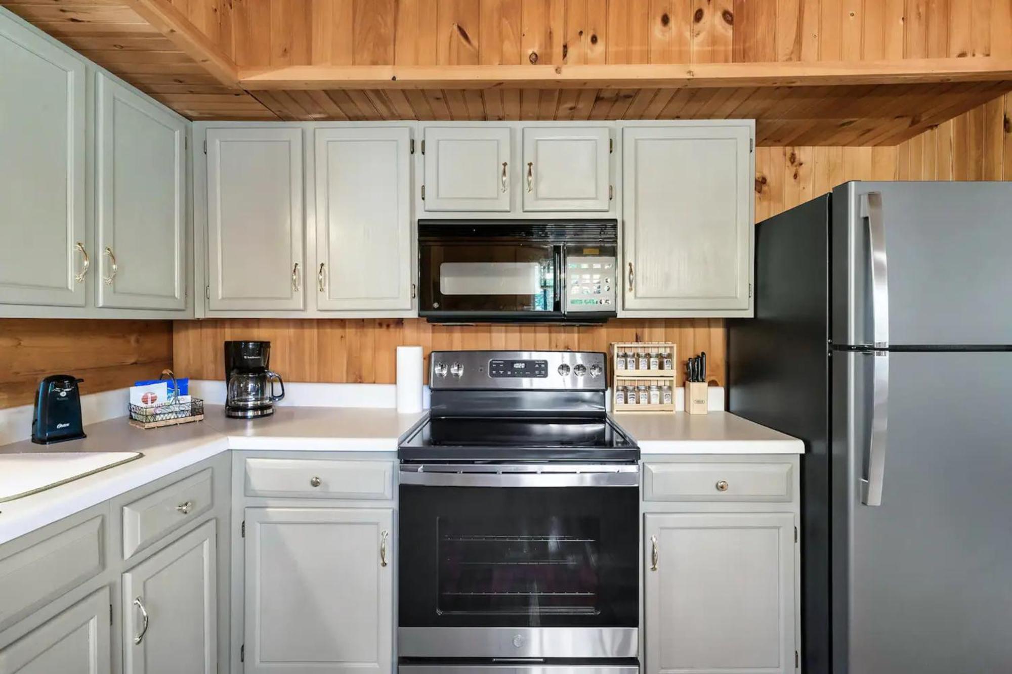 Views 1br15bath Pet-friendly With Hot Tub & Bbq *