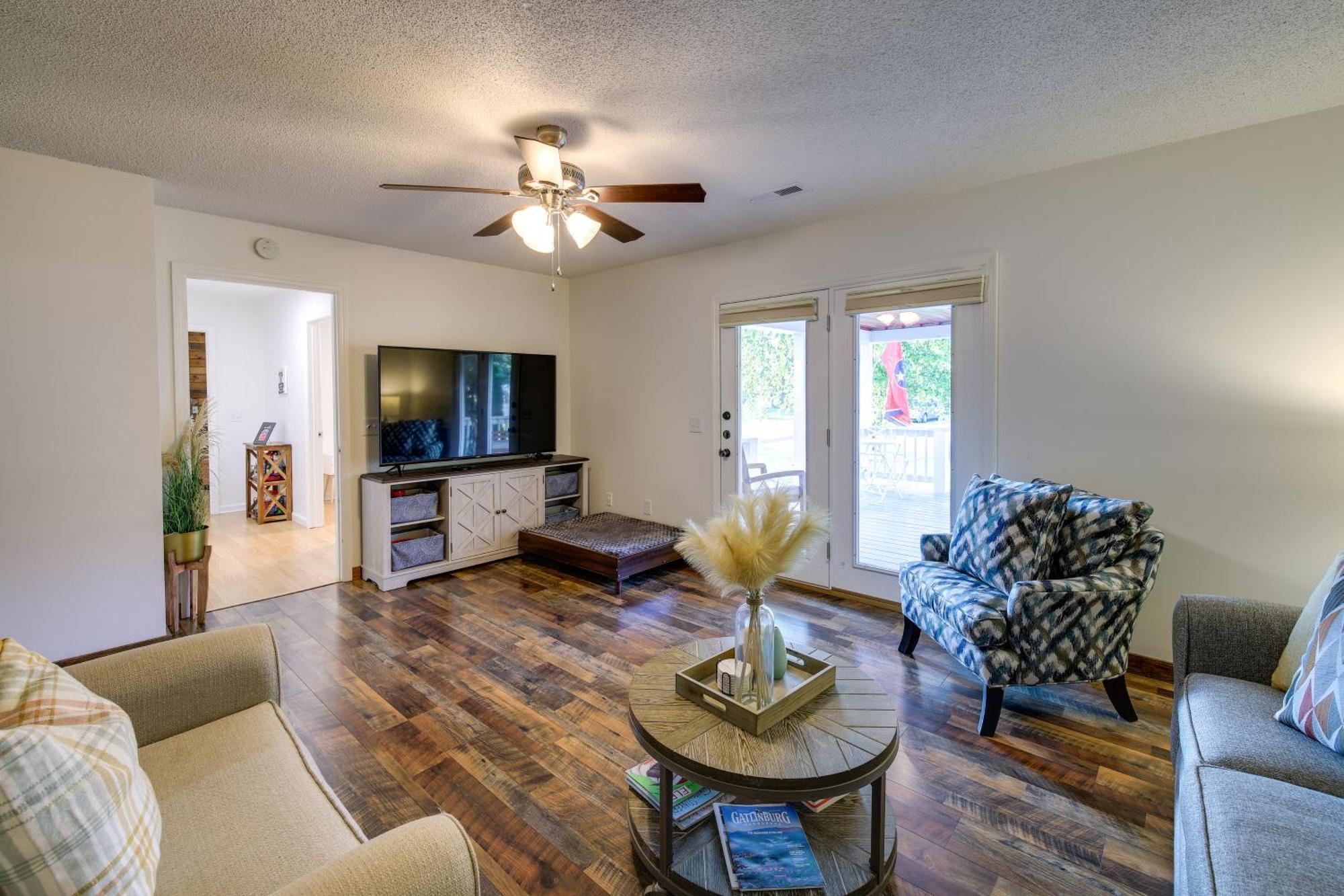 Cozy Near Attractions Pigeon Forge