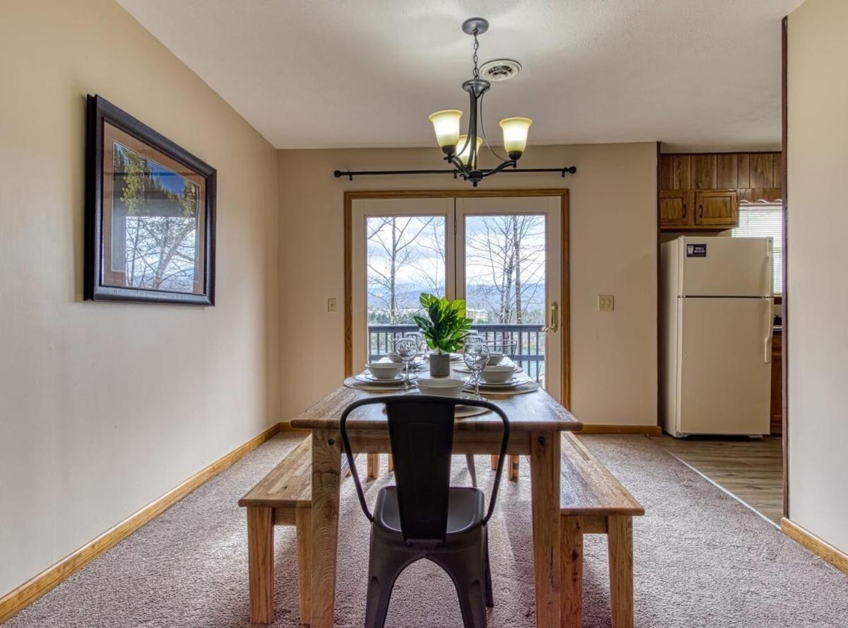 Pinecrest Townhomes-1king-2queen Unit-updated *