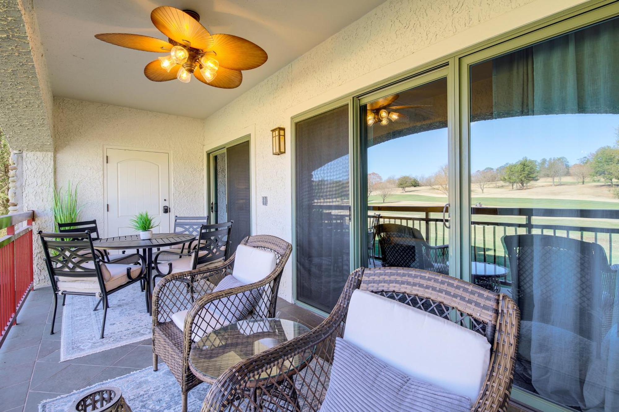Apartment Elegant With Golf Course View!