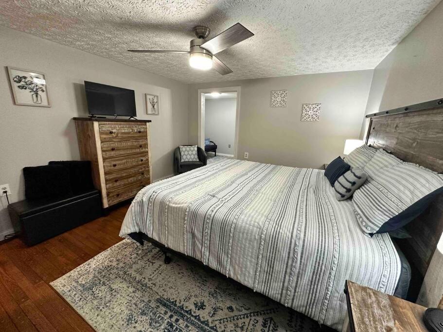 Holiday home Large - Walking Distance To Parkway Pigeon Forge