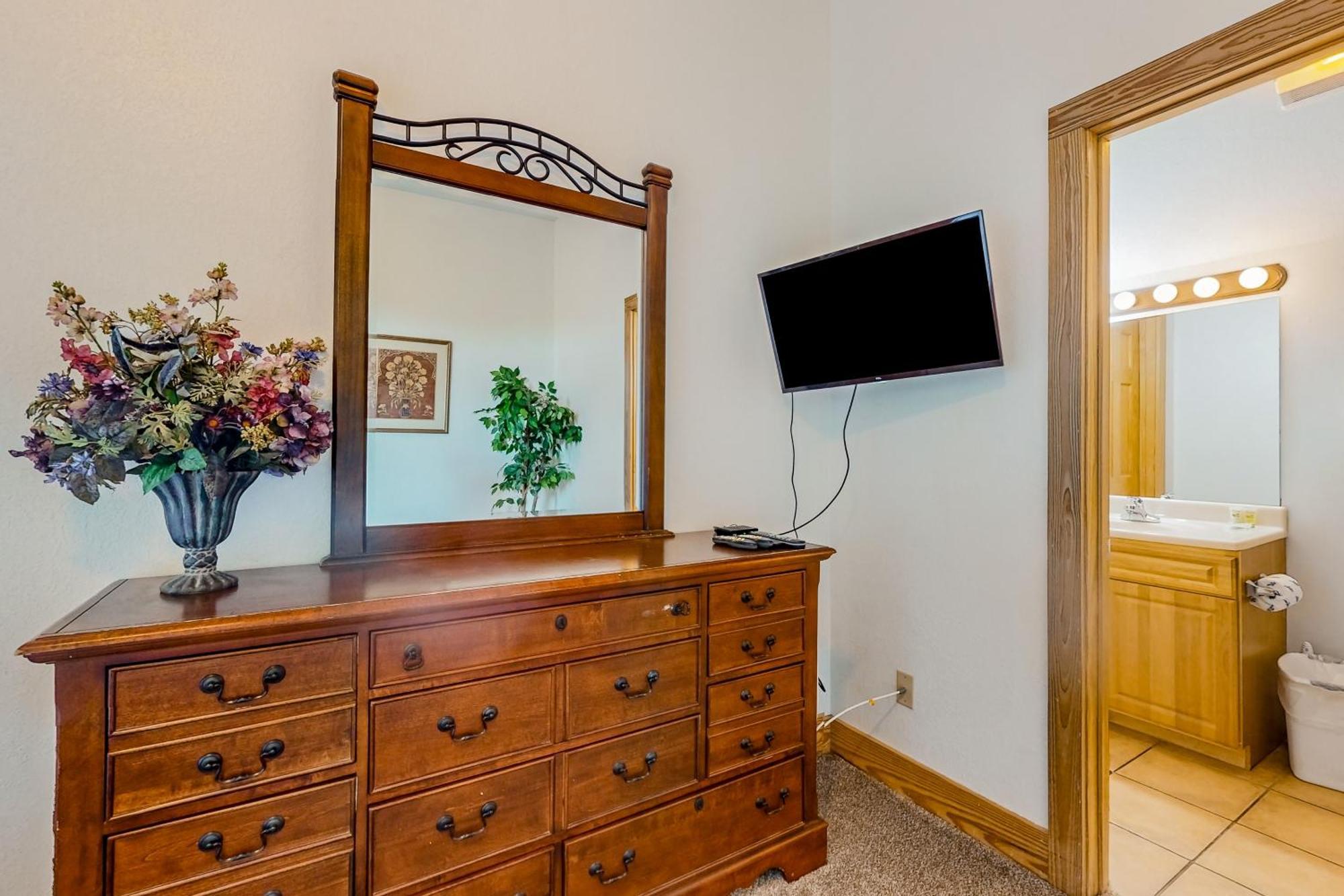 Peak View Paradise Apartment Pigeon Forge