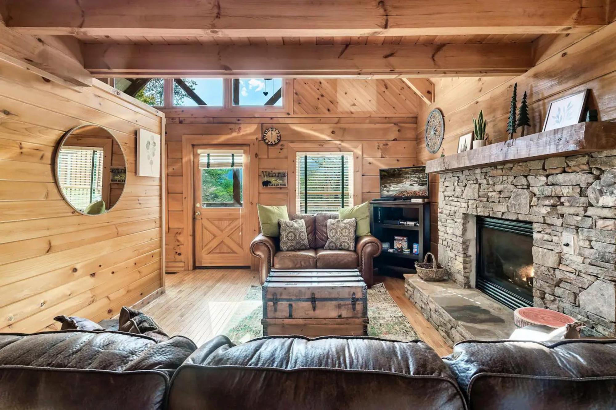 Holiday home Views 1br15bath Pet-friendly With Hot Tub & Bbq