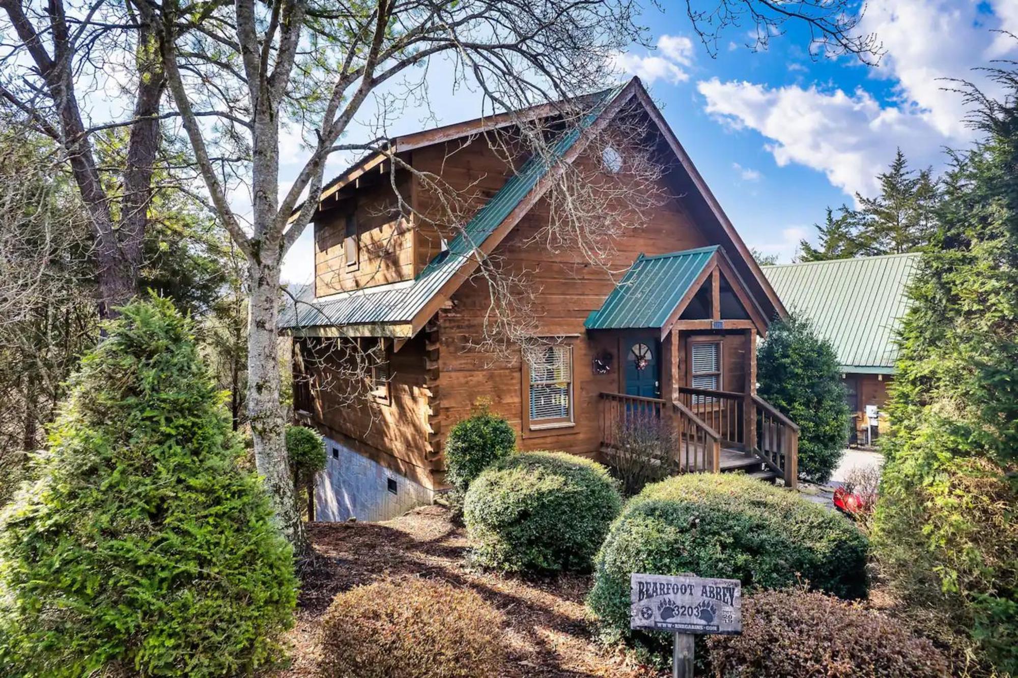 Views 1br15bath Pet-friendly With Hot Tub & Bbq * Pigeon Forge