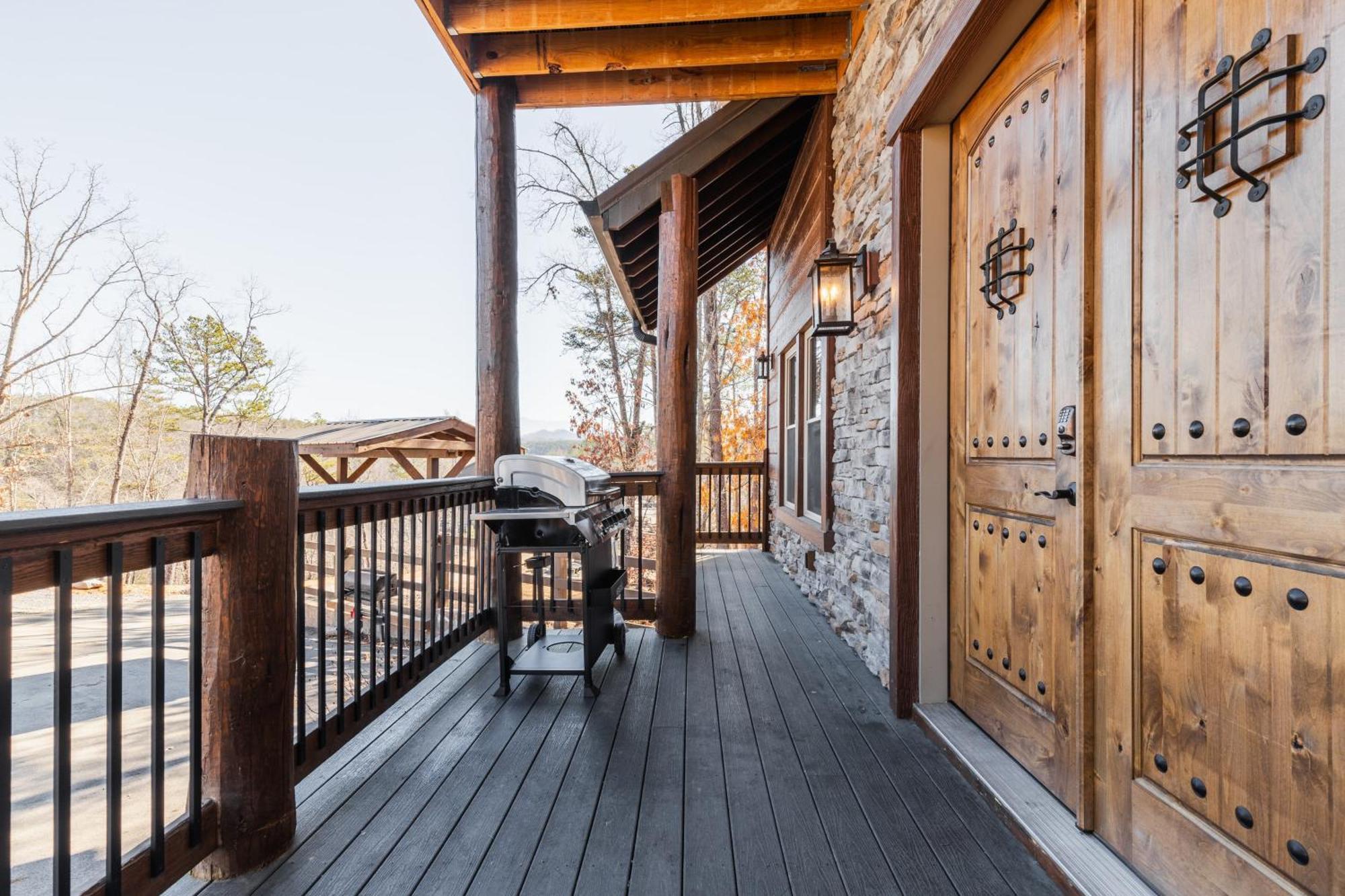 Elk Pass By Avantstay Luxurious Mountain Estate Holiday home *