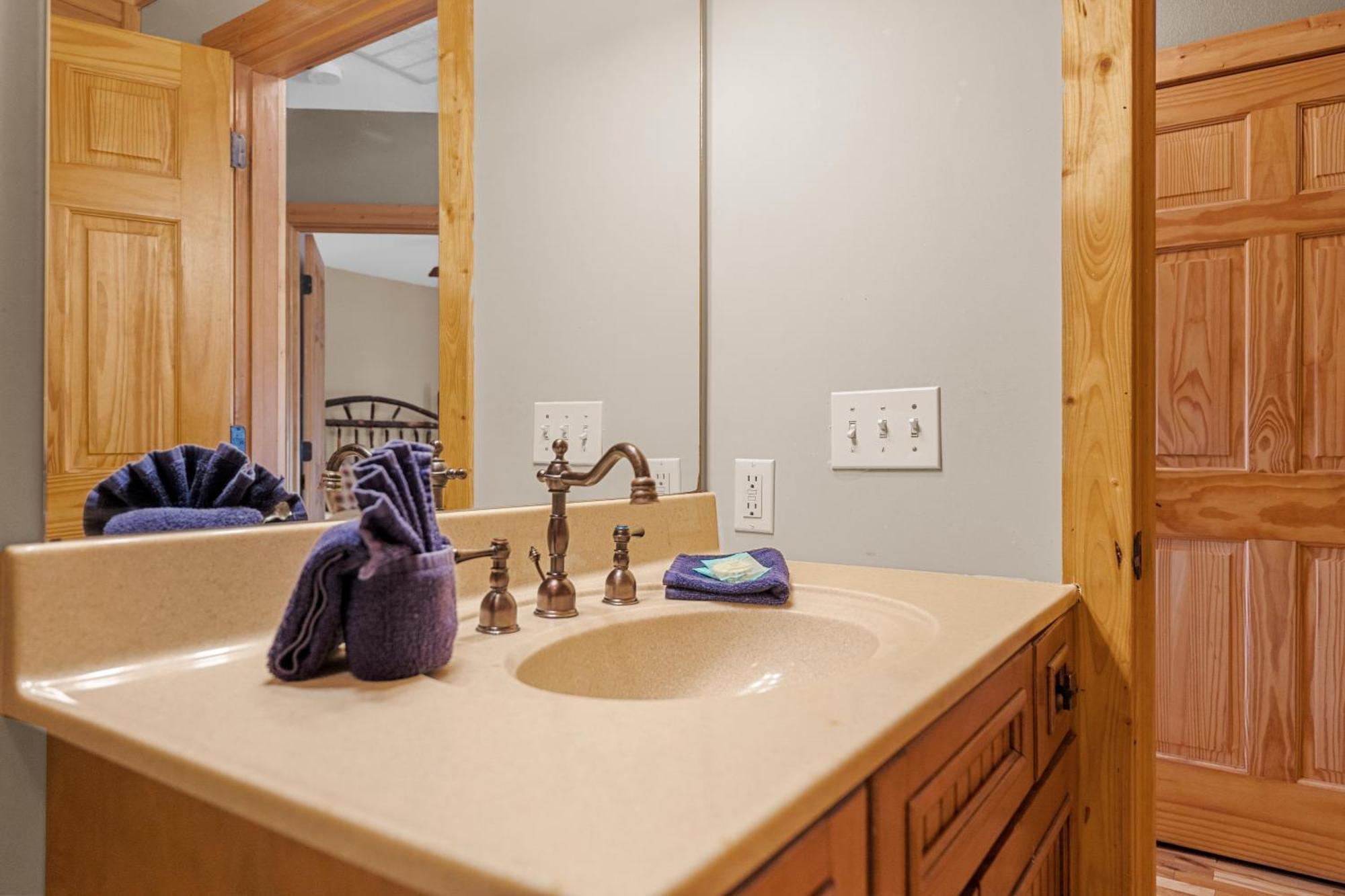 Bear-e-nice - In Pigeon Forge, Pool, Free Attraction Tickets Holiday home Pigeon Forge