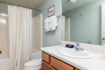 Dolly's Hideout - Newly Renovated, Less Than 1 Mi To Parkway