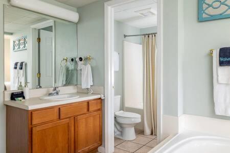 Holiday home Dolly's Hideout - Newly Renovated, Less Than 1 Mi To Parkway Pigeon Forge