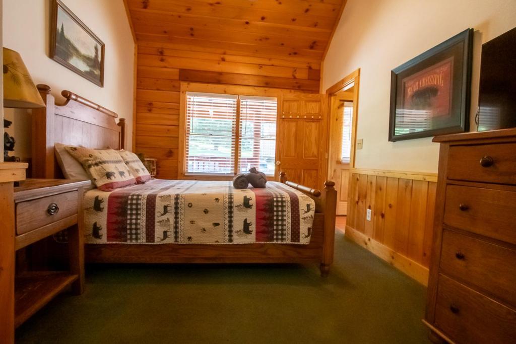 Holiday home Smoky Mountain Retreat- With Modern Amenities In The Heart Of Pf Pigeon Forge