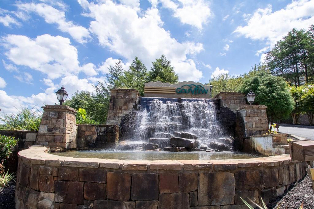 Holiday home Smoky Mountain Retreat- With Modern Amenities In The Heart Of Pf *