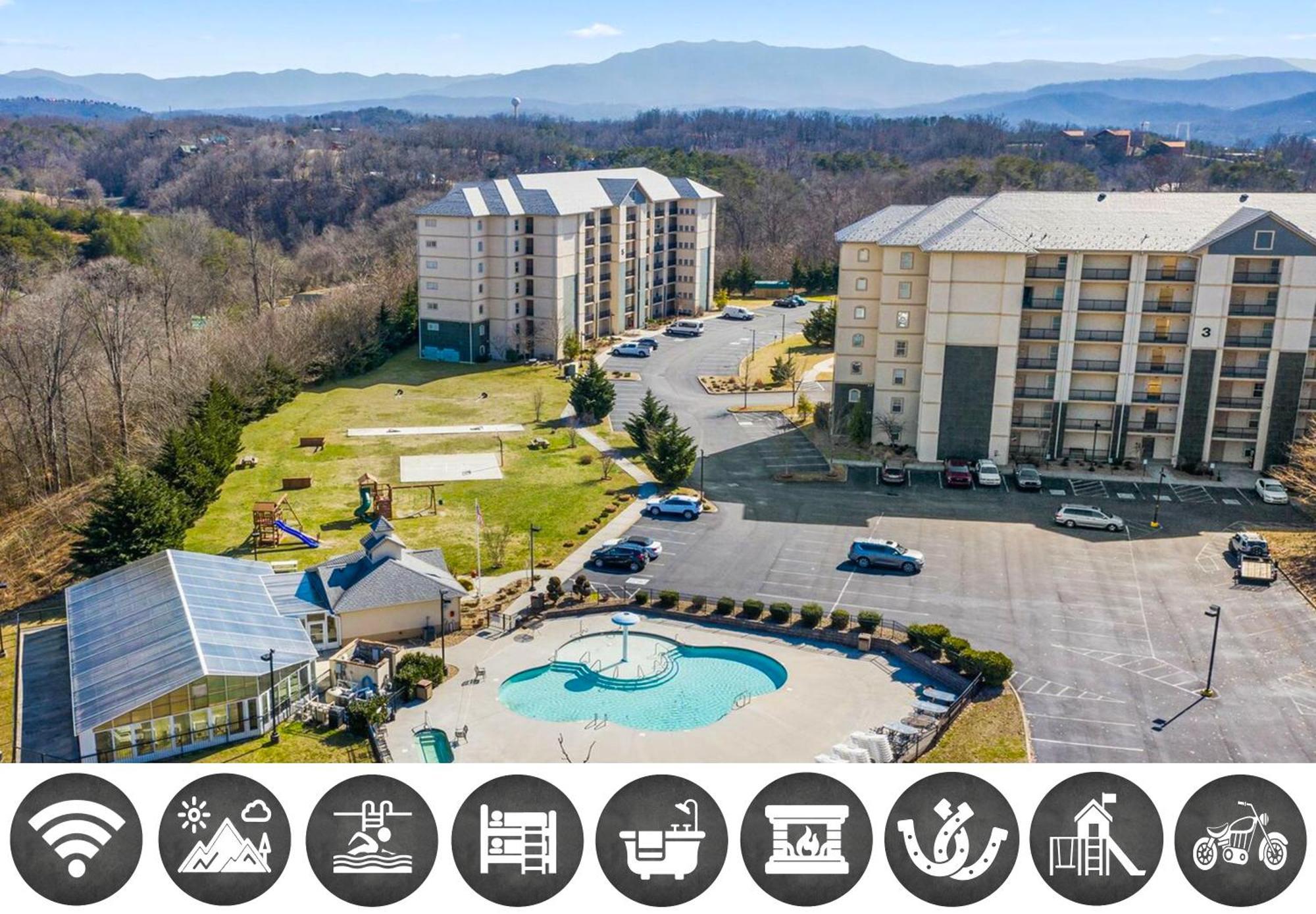 Sleepy Bear Getaway * Pigeon Forge