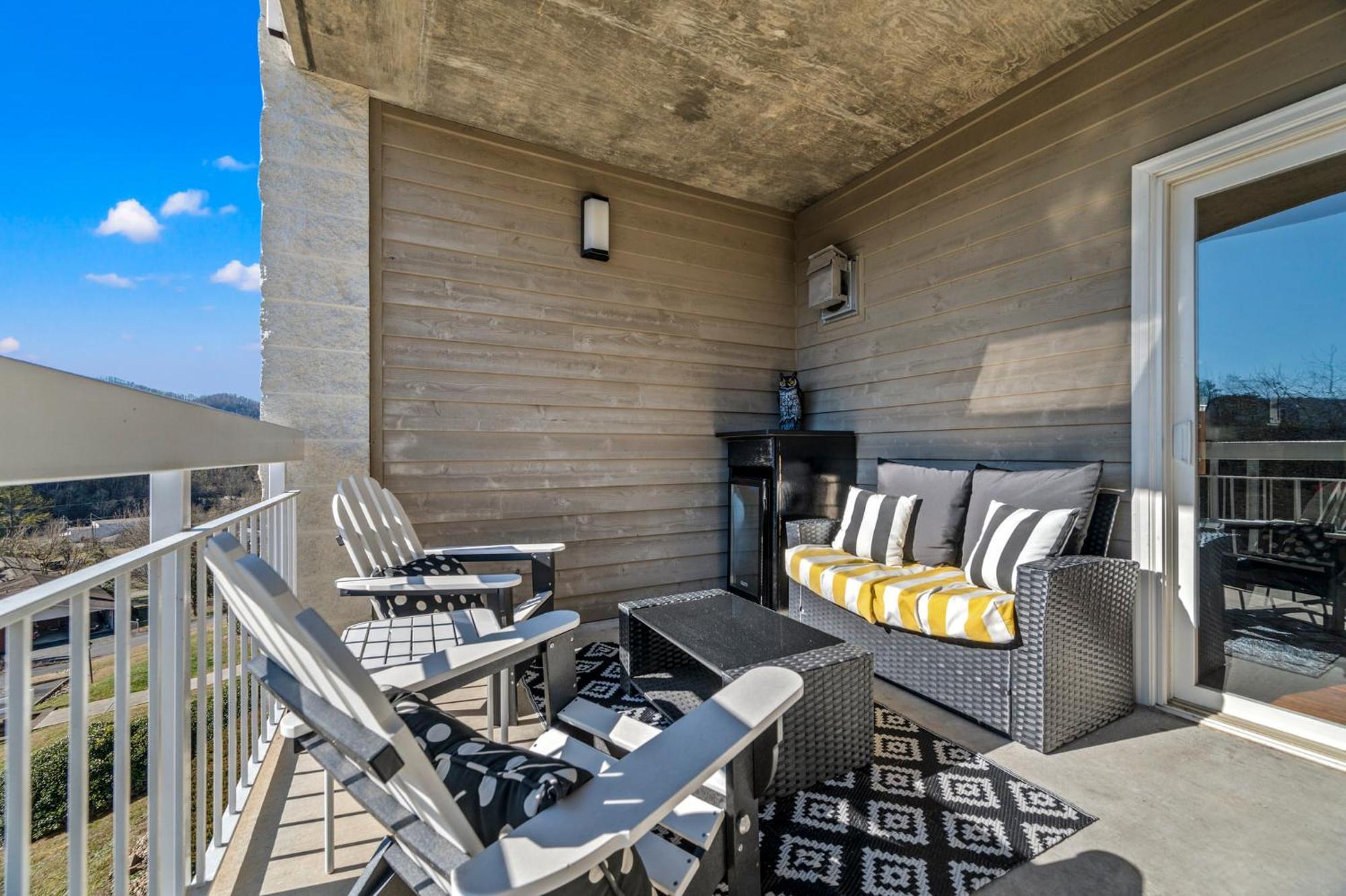 Peaceful In The Pines By Distinctive Getaways Pigeon Forge