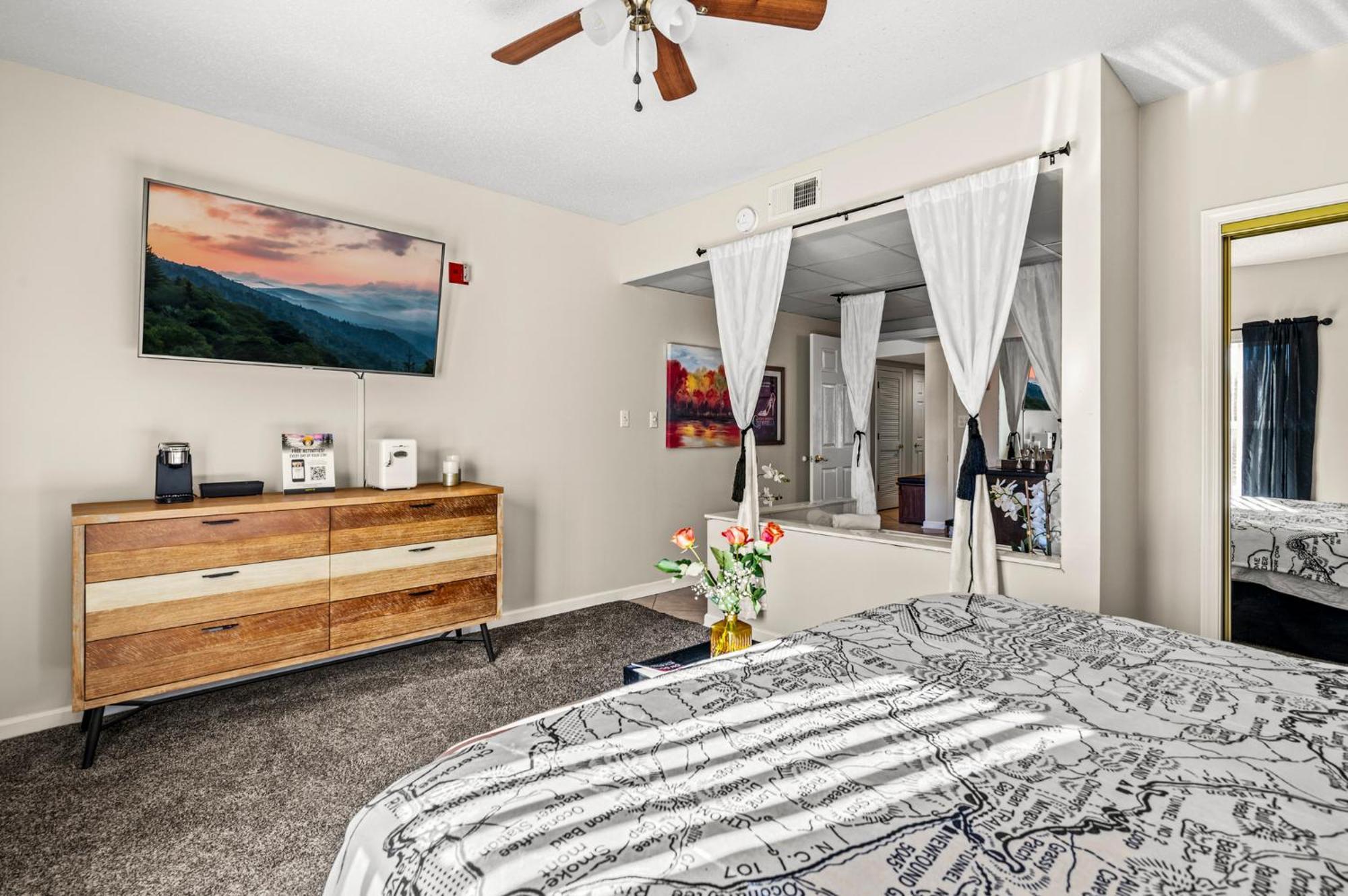 Peaceful In The Pines By Distinctive Getaways Pigeon Forge