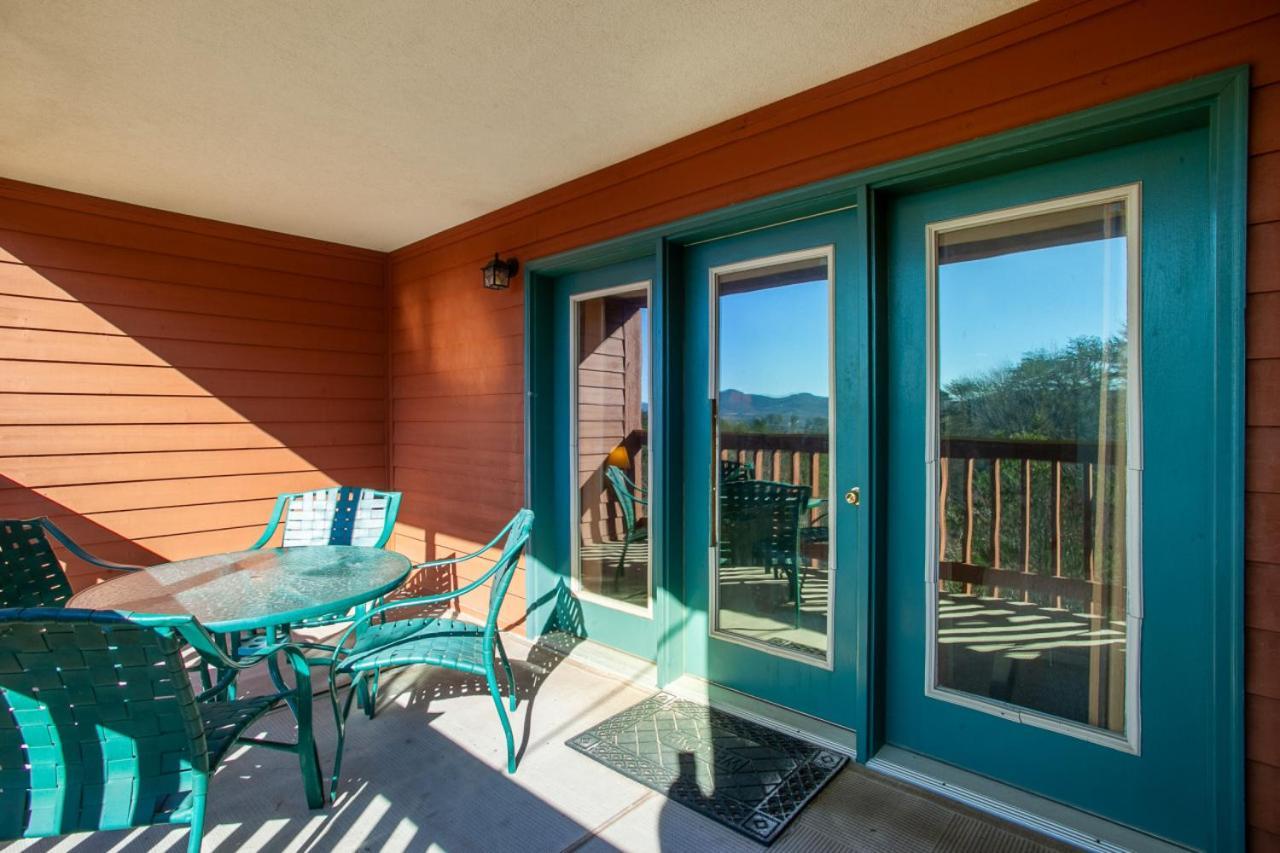 Papa Bears Hideaway Stunning Views Communitypool