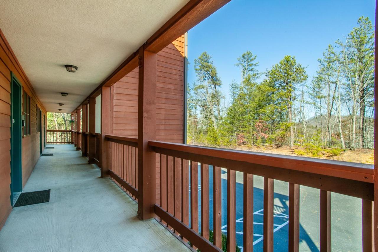 Holiday home Papa Bears Hideaway Stunning Views Communitypool Pigeon Forge