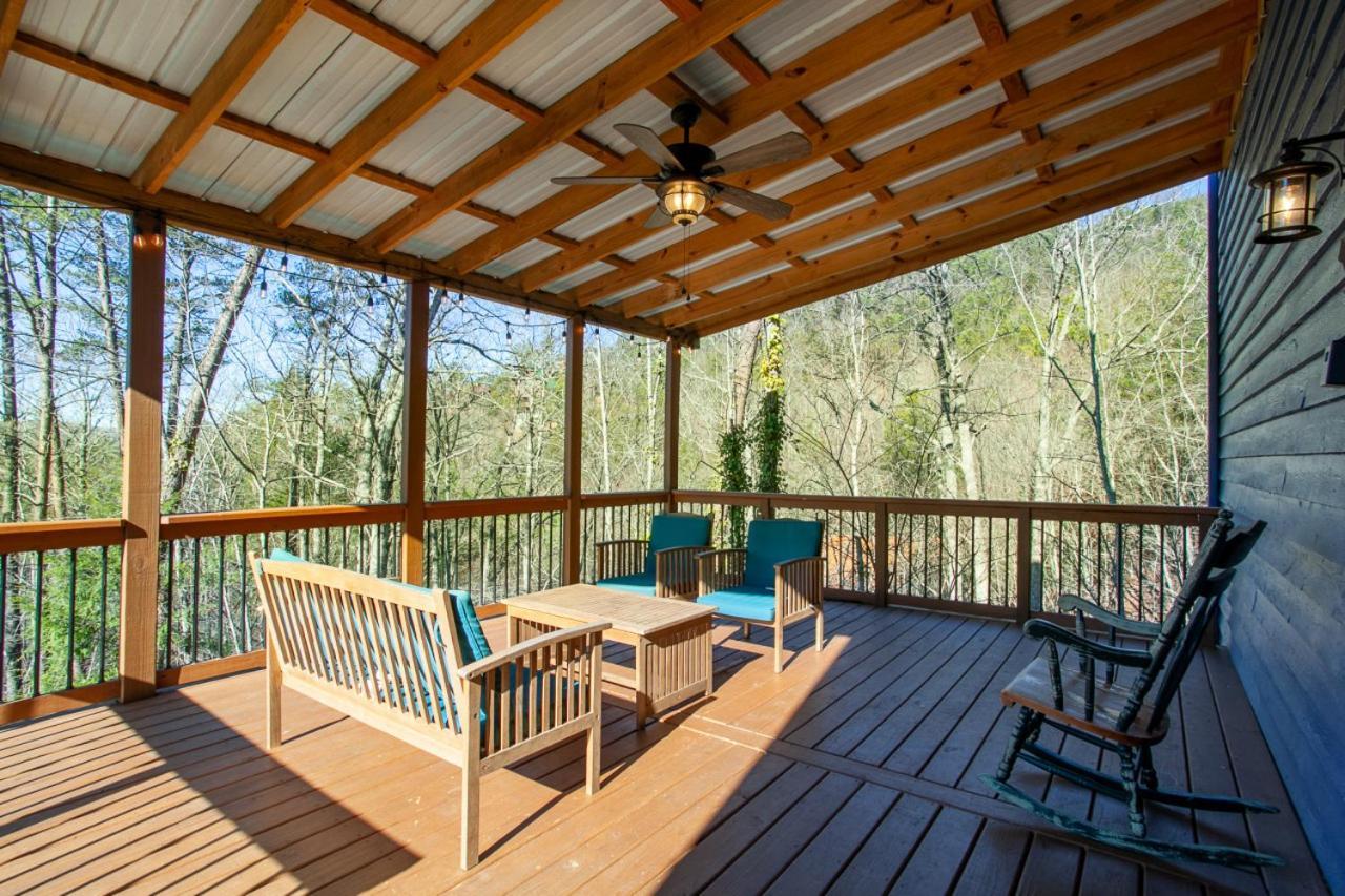 Holiday home Hot Tub 7 Min To Parkway Pigeon Forge