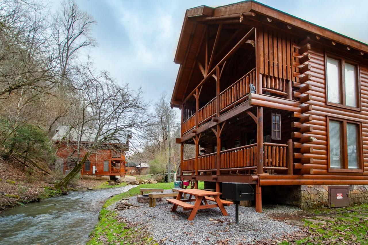 Dream On The Stream Hottub Pooltable Firepit Holiday home