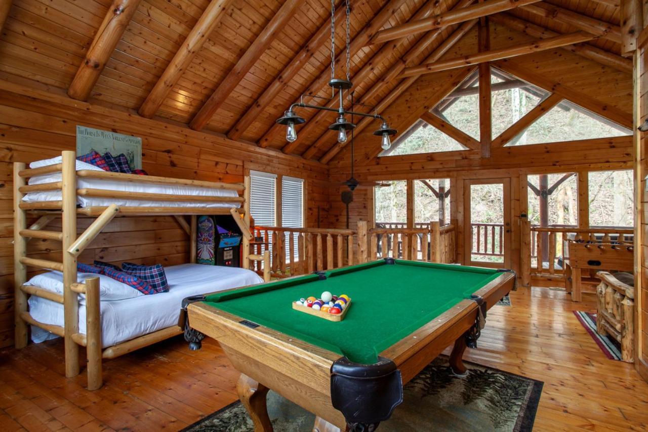 Holiday home Dream On The Stream Hottub Pooltable Firepit *