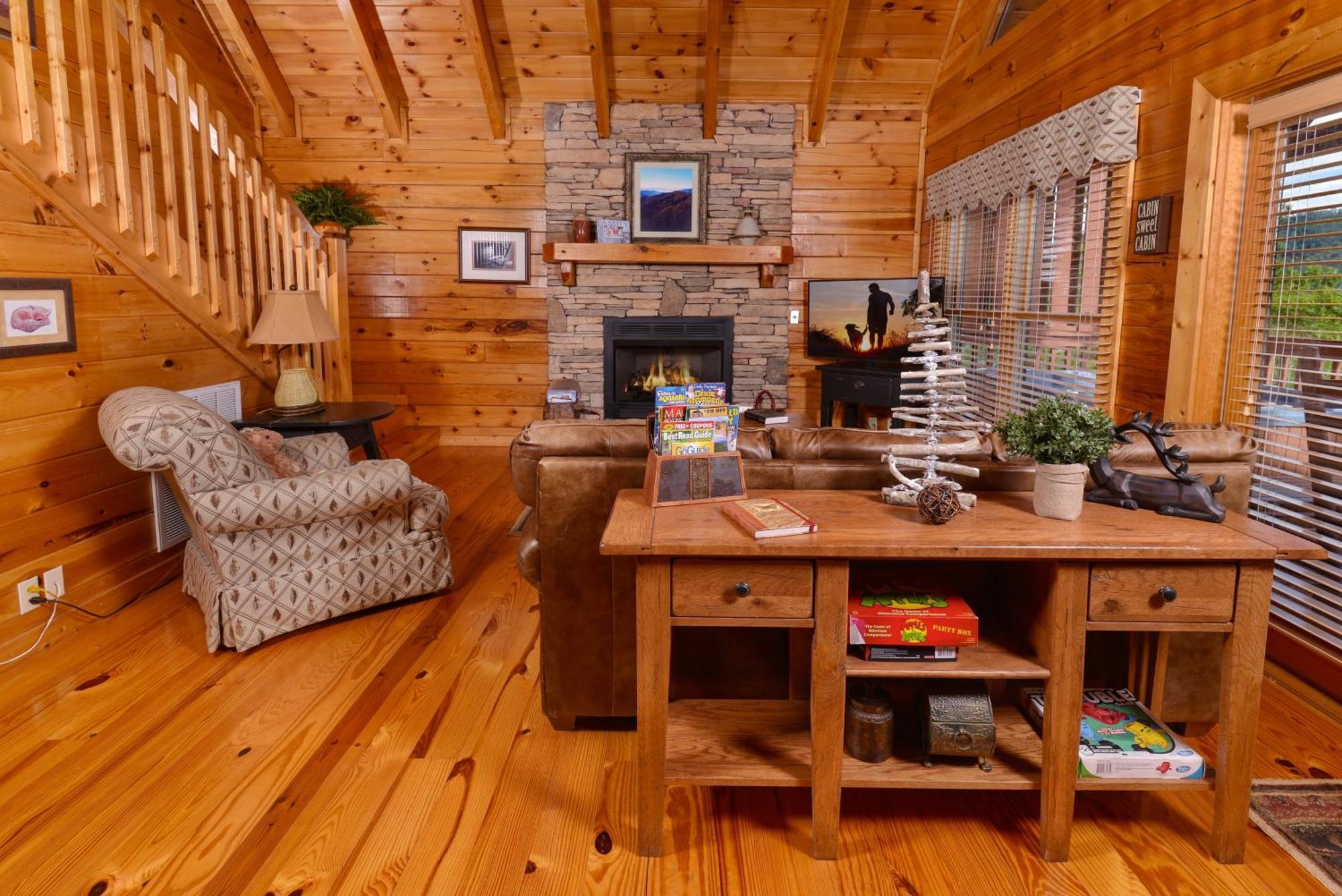 Camp David * Pigeon Forge
