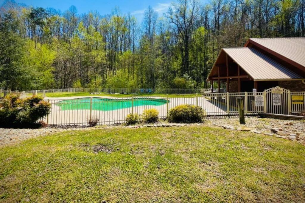 Holiday home A Moment Time Pigeon Forge