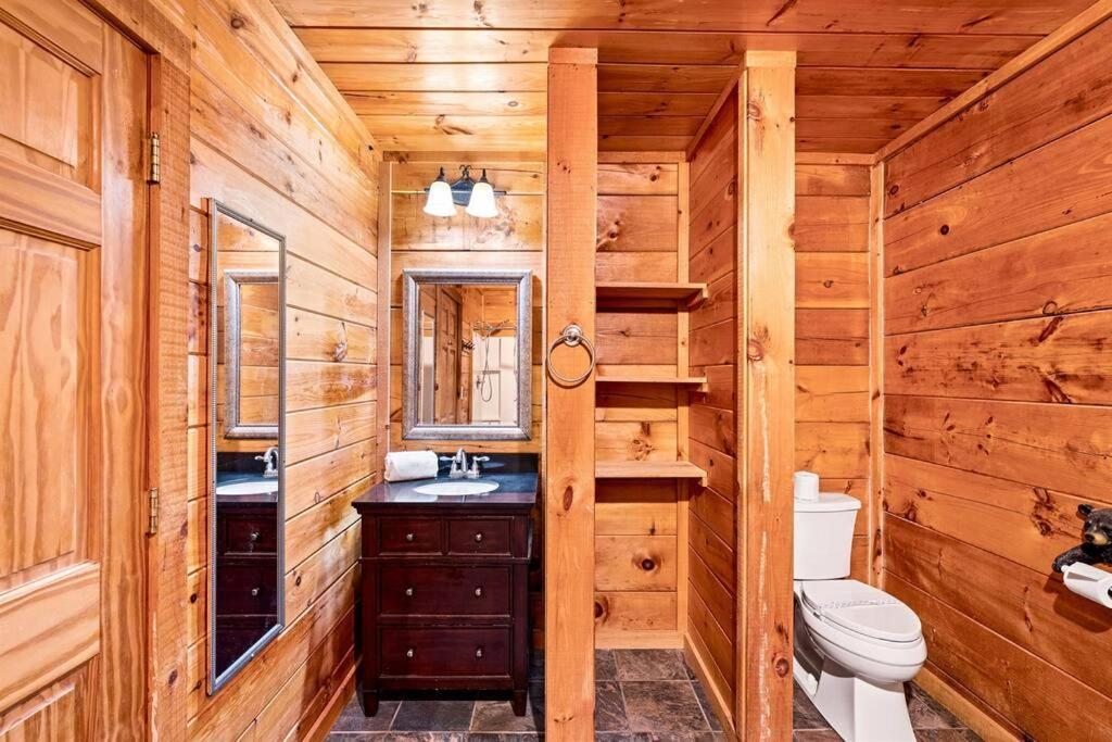 Holiday home A Moment Time Pigeon Forge