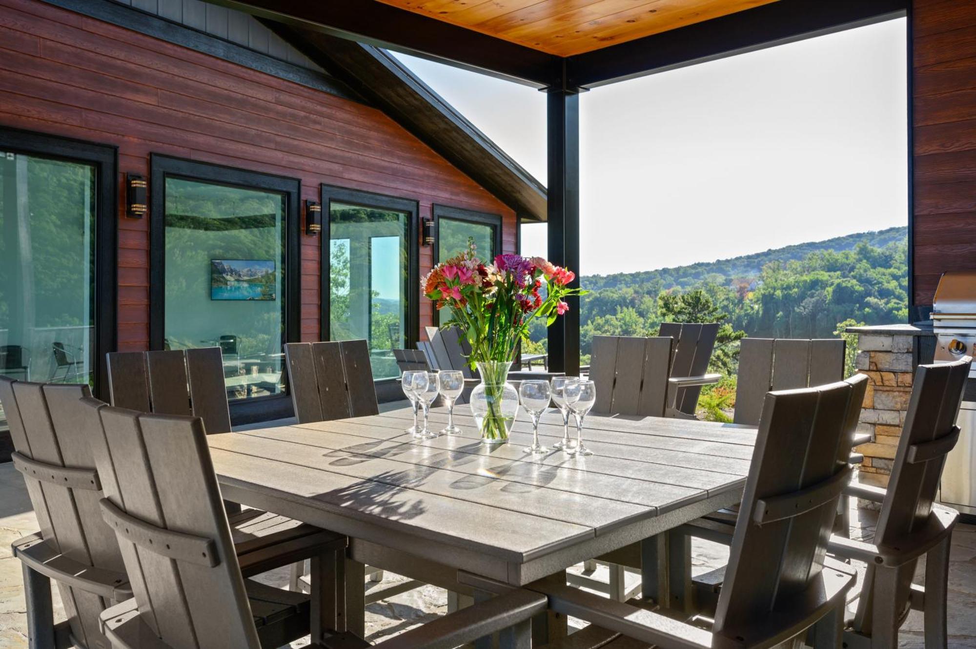Higher Power, 6bdrm 6bath, Specials, Free Tickets, Indoor Pool, Amazing View, Hot Tub, Gameroom *
